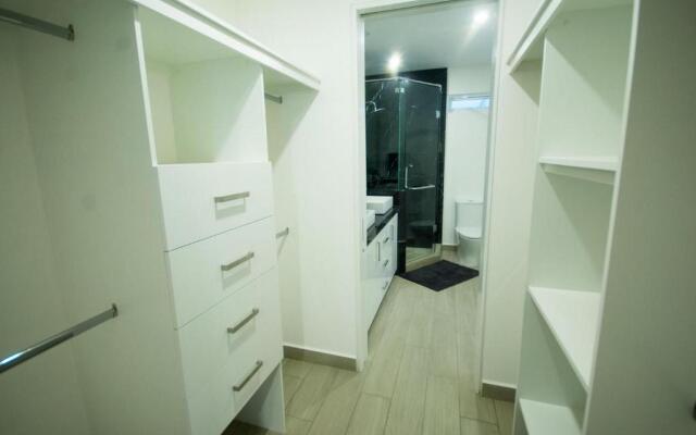 Real View Towers E105 by Casago