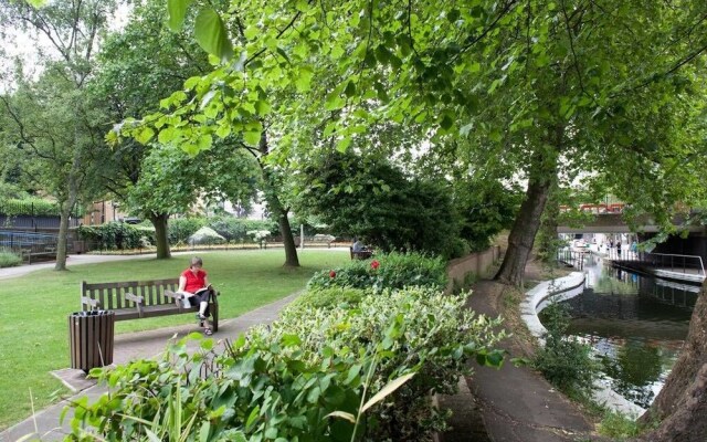 Lovely Alexandra House Retreat - JAN