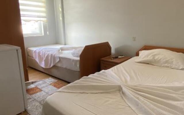 Lera Hotel