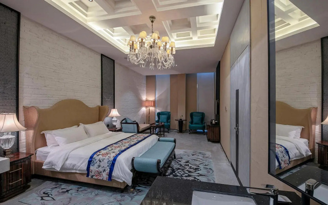 YueLanwan Seaside Resort Hotel