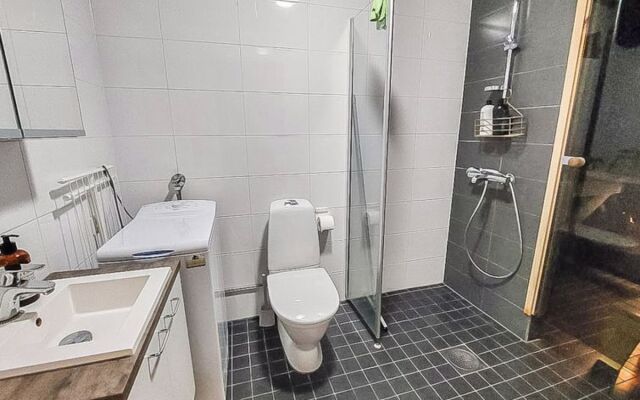Skivillas 61 ukkohalla (b1)