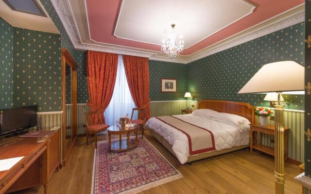 Strozzi Palace Hotel