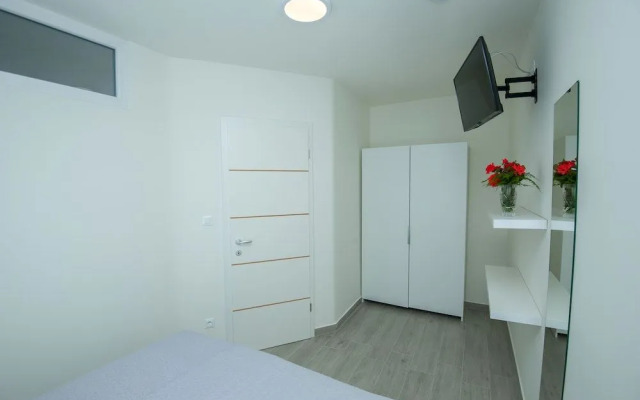 Seaside Luxury Suites