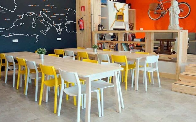 Albergue Milladoiro - Hostel