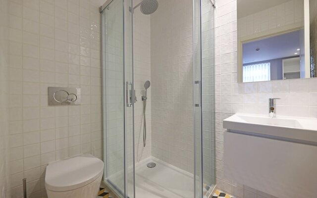 FLH Downtown GuestHouse