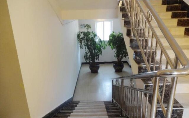 7Days Inn Xingyi Pingdong Avenue