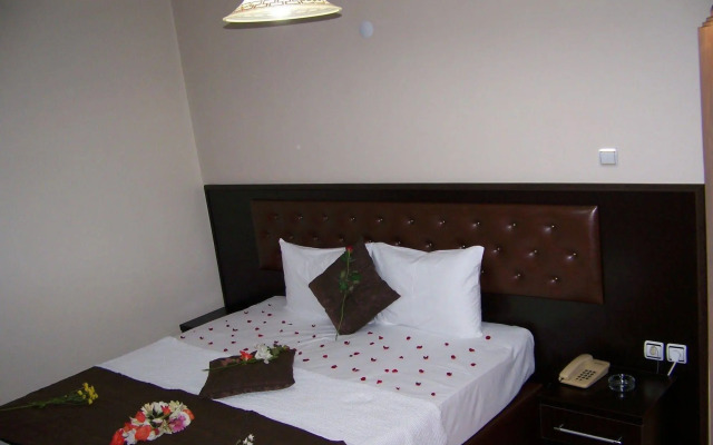 Grand Sinan Hotel