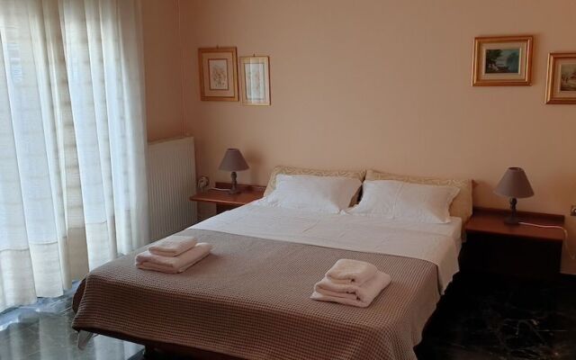 Garden Square Inn