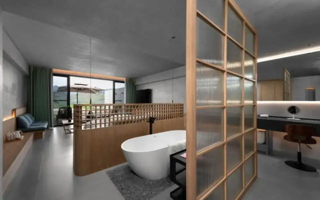 Huang Guo Shu Duo Bei Yun She Hotel