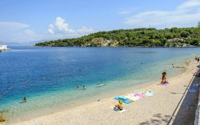 Tirkiz - 80m From the sea - A2 Marija