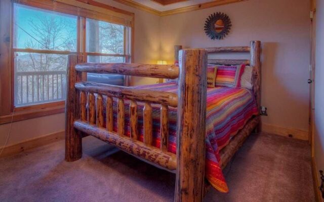 EddieBear by Escape to Blue Ridge