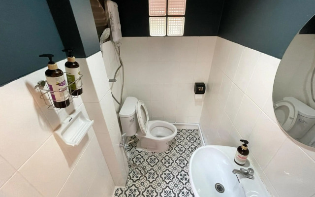 Chomklong Experience