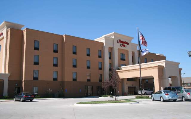 Hampton Inn Garden City