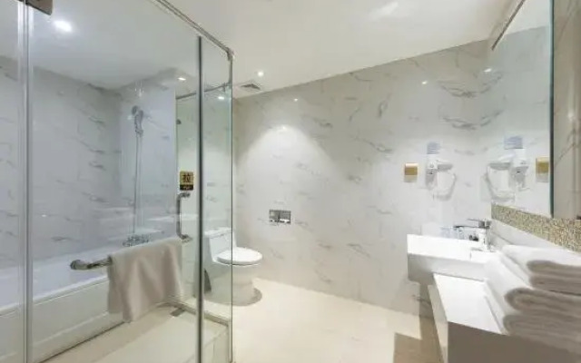 Ibis Shangpin Hotel (Gu'an Daxing airport store)