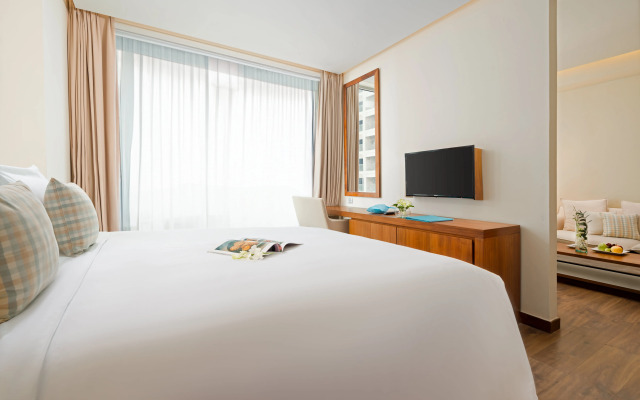 A La Carte Da Nang Beach