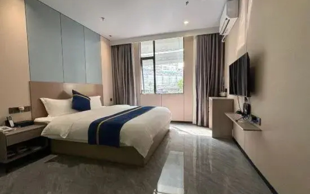 Pengcheng Apartment (Guangzhou Railway Station Xicun Subway Station)