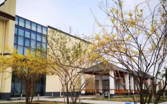 Yunmeng Resort Hotel