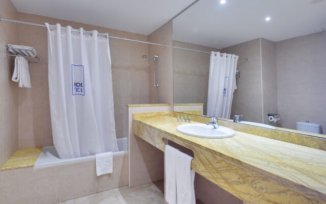Cabogata Beach Hotel