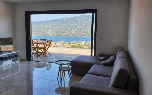 Superbe appartement avec 3 chambres vue mer