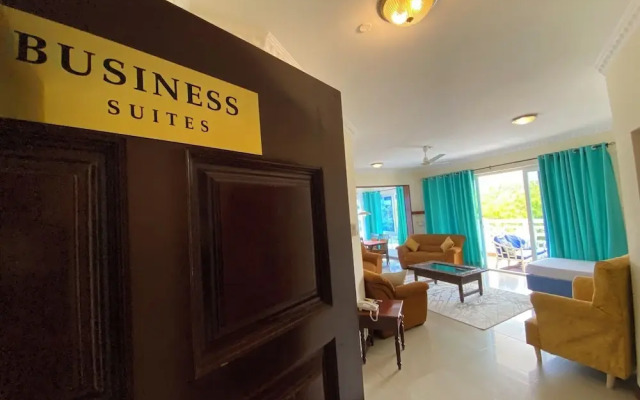 Lux Suites La Vida Sunrise Apartments