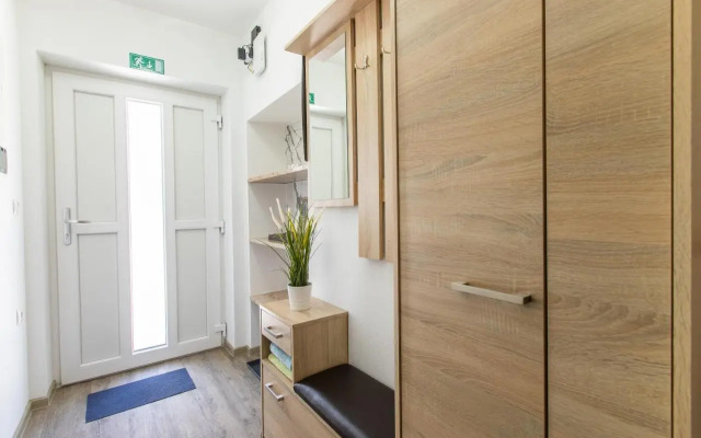 Reset Apartments