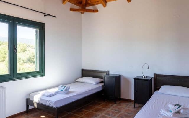 Aipeia Country House