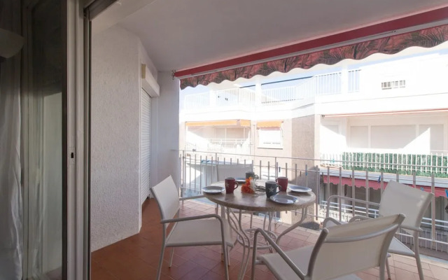 Apartamento Gisamar Ref. 1124  by Iberplaya