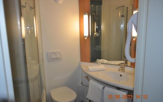 ibis Istres Trigance