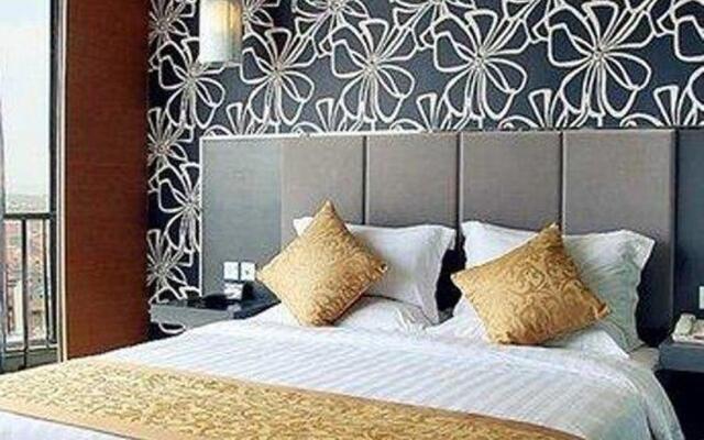 Wuhan Zhuo Yue Holiday Hotel