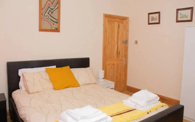 St James Apartment Iii