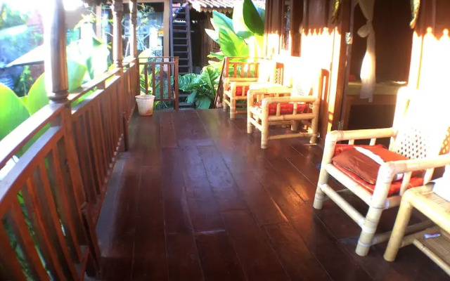 Green Paddy Hostel