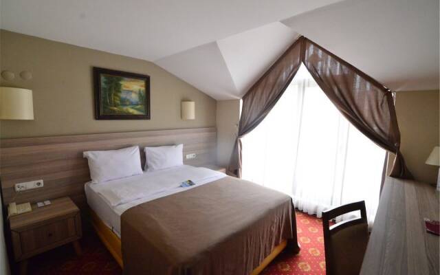 Hizel Hotel
