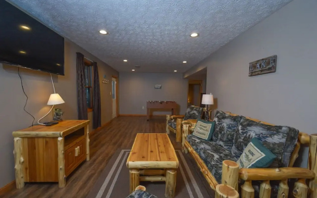 Just About Paradise 5 Bedroom House