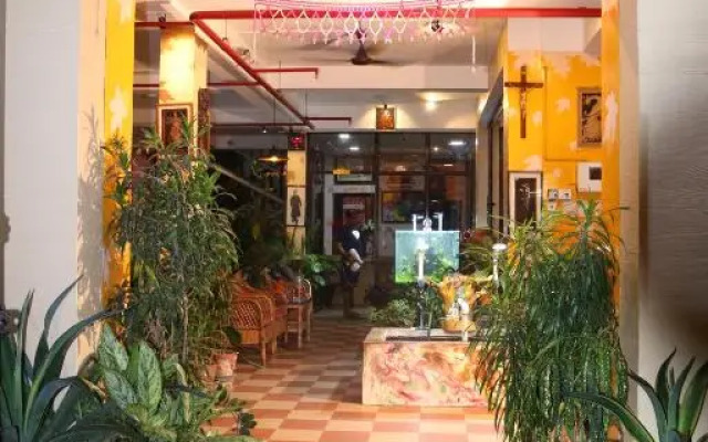 Elite Service Apartment