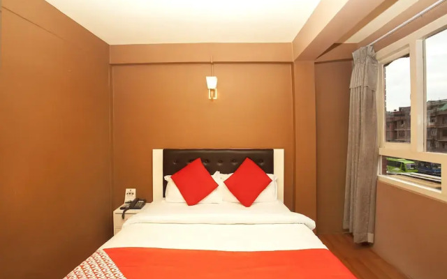 Oyo 607 De' Tisha Inn Lounge & Bar