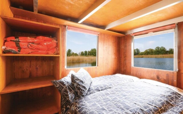 Amazing Ship/boat in Radewege With 2 Bedrooms
