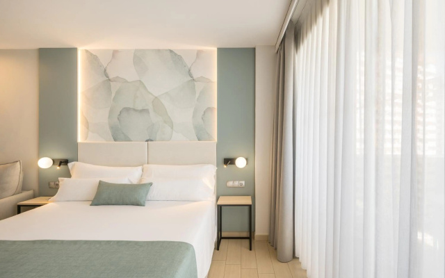 AR Diamante Beach Spa & Convention Center