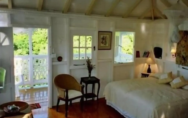 Fire Fly Cottage