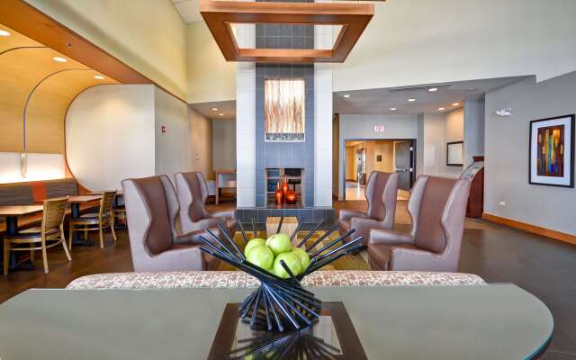 Hyatt Place Chicago/Naperville/Warrenville