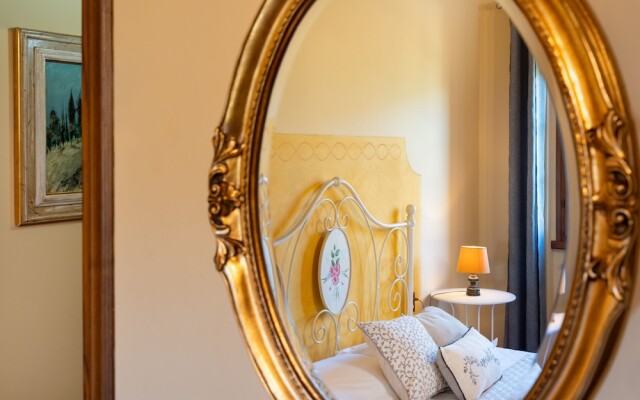 Renovated Farmhouse Near Florence