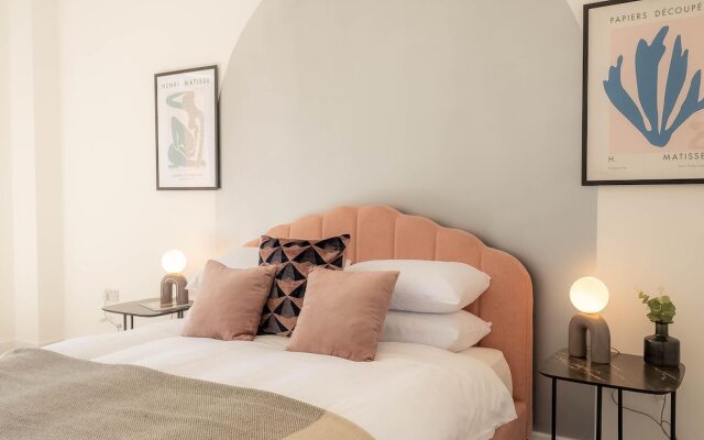 Wimbledon Tennis Retreat 3-bedroom by Sojo Stay