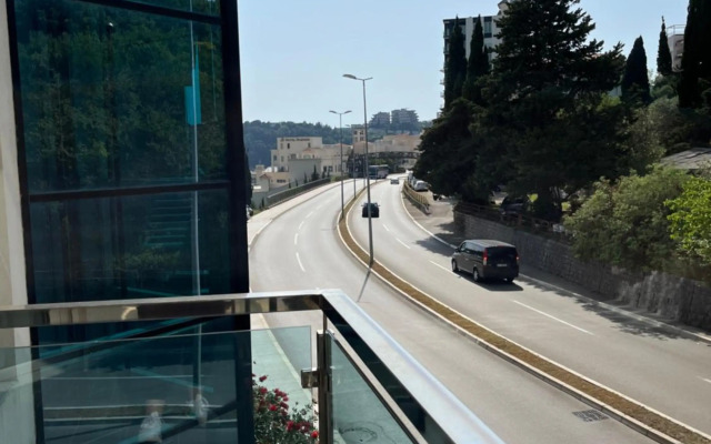 Apartman Staklena kula