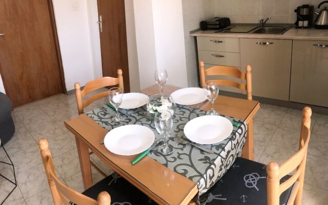 Apartments Ana