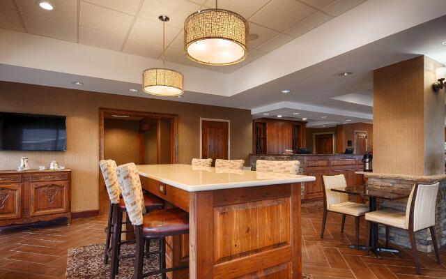 Best Western Colonial Inn