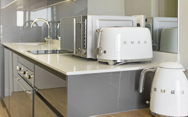 Ellipse Waterfall 31015