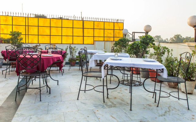 Hotel Sunstar Residency