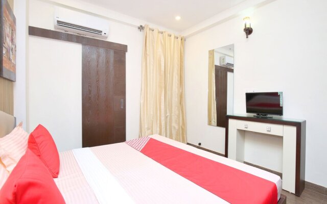 Royal Lake Suites By OYO Rooms