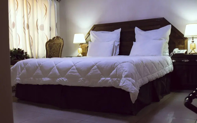 Mukuba Hotel