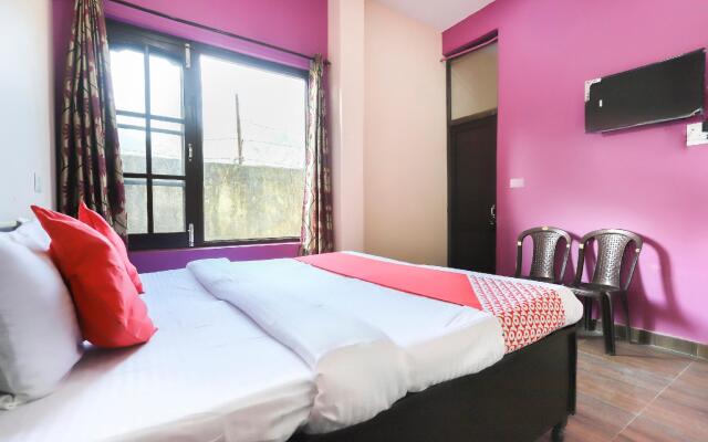 OYO 67358 Hot Spring Hotel And Restaurant