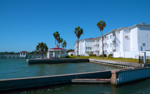 Lighthouse Inn At Aransas Bay